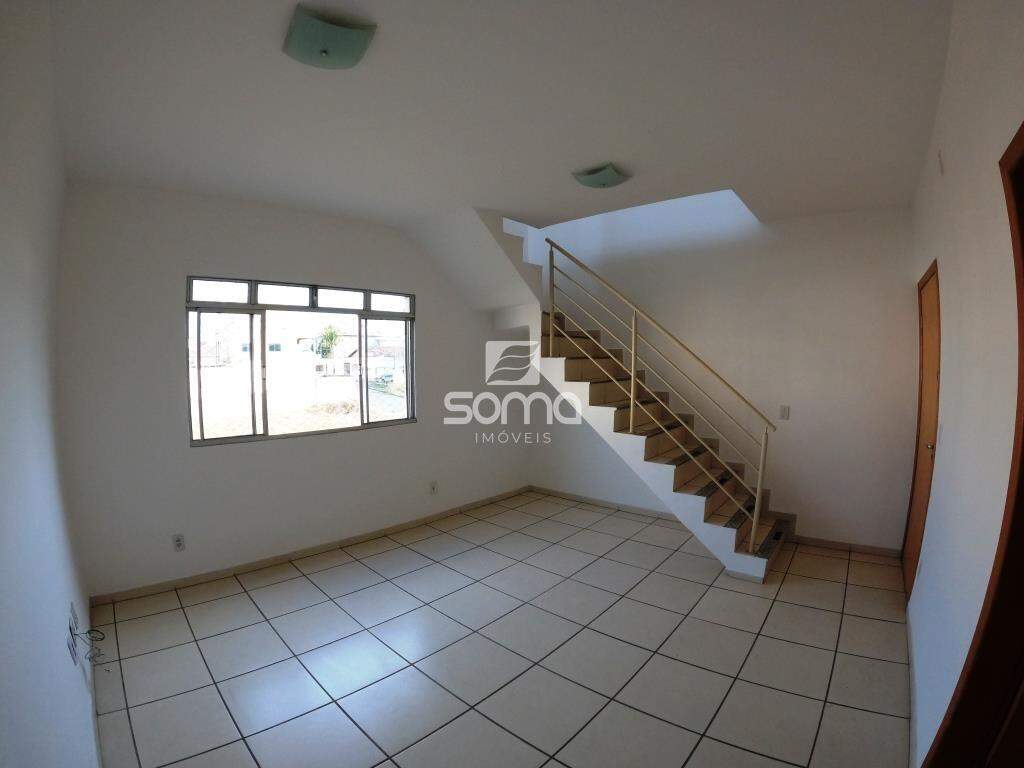 Apartamento para aluguel no Názia: