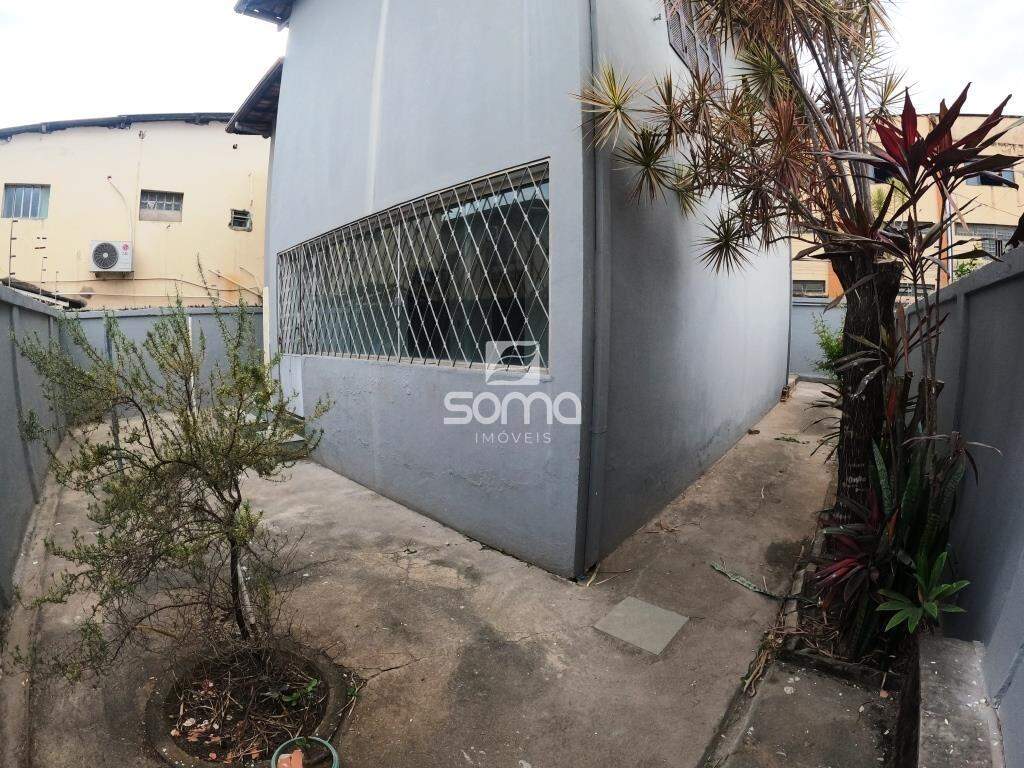 Casa para aluguel no Centro: