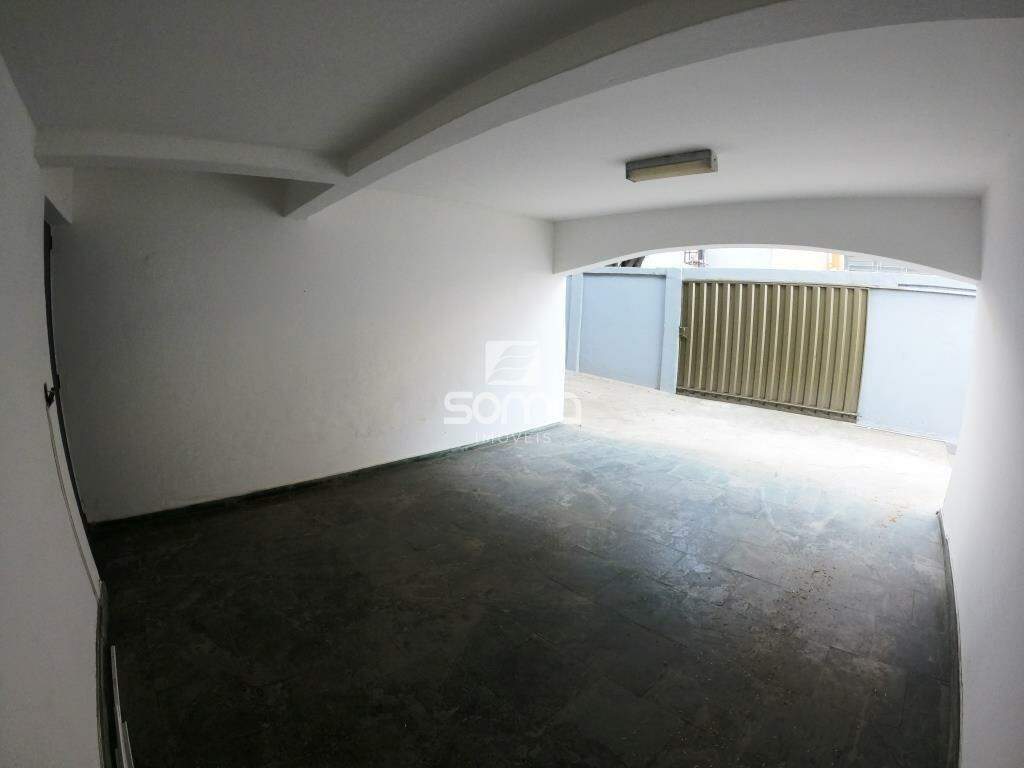 Casa para aluguel no Centro: