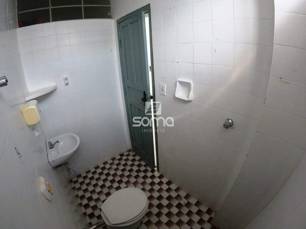 Sala para aluguel no Centro: 