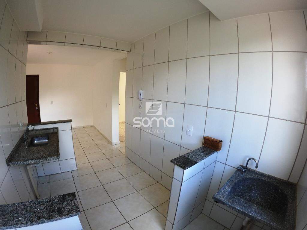 Apartamento para aluguel no Cachoeira: 