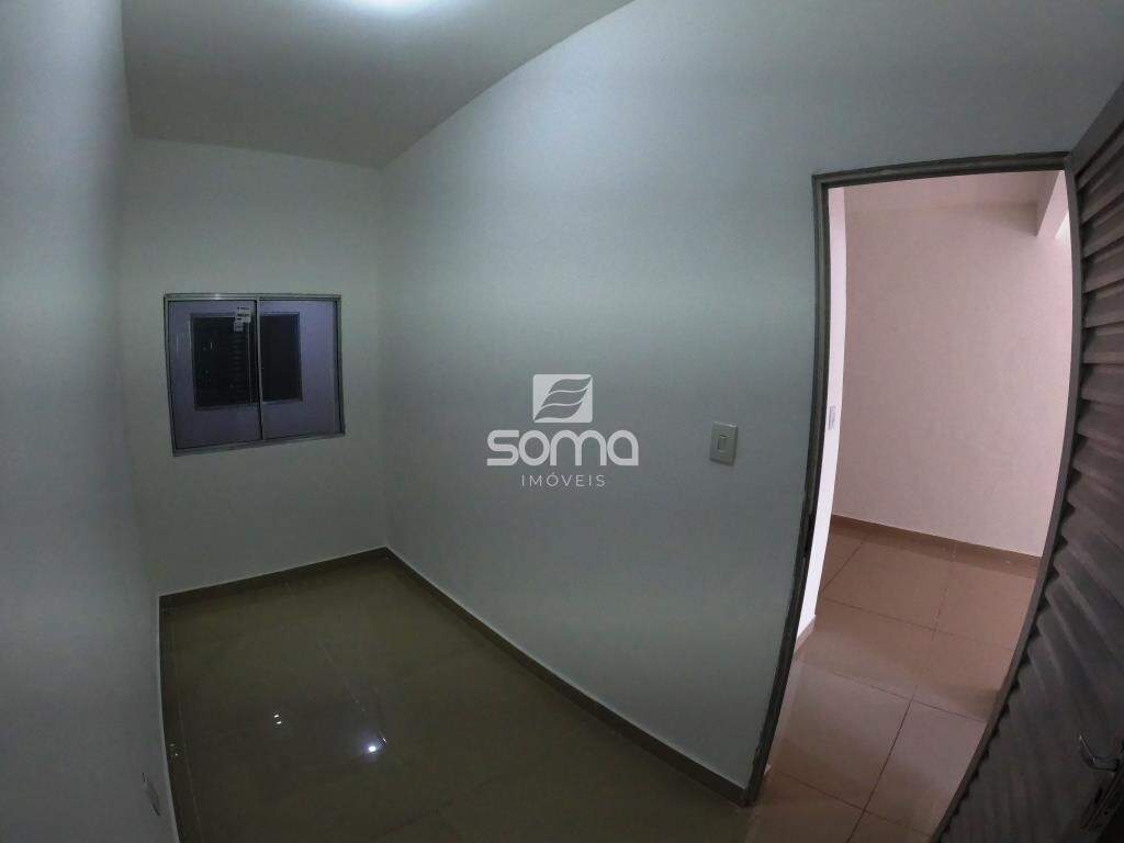 Apartamento para aluguel no Morro Alto: 
