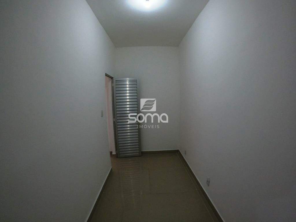 Apartamento para aluguel no Morro Alto: 
