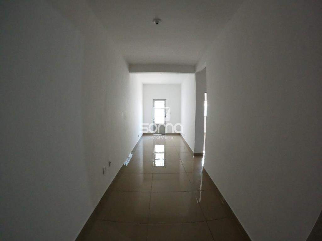 Apartamento para aluguel no Morro Alto: 