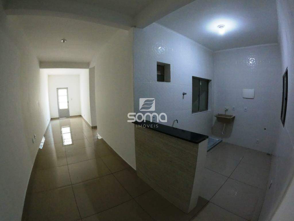 Apartamento para aluguel no Morro Alto: 