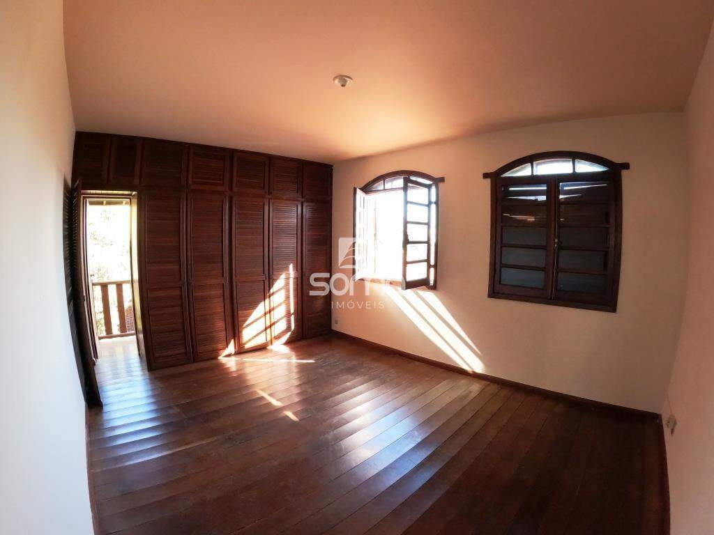 Casa para aluguel no Parque Jardim Itaú: 