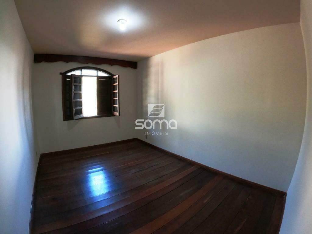Casa para aluguel no Parque Jardim Itaú: 