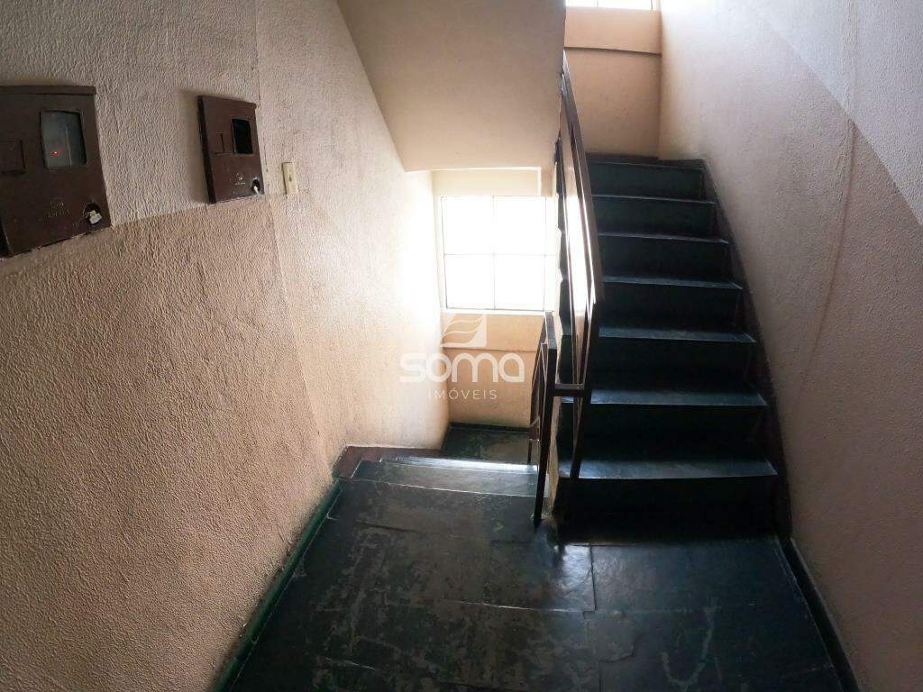 Quitinete para aluguel no Centro: 