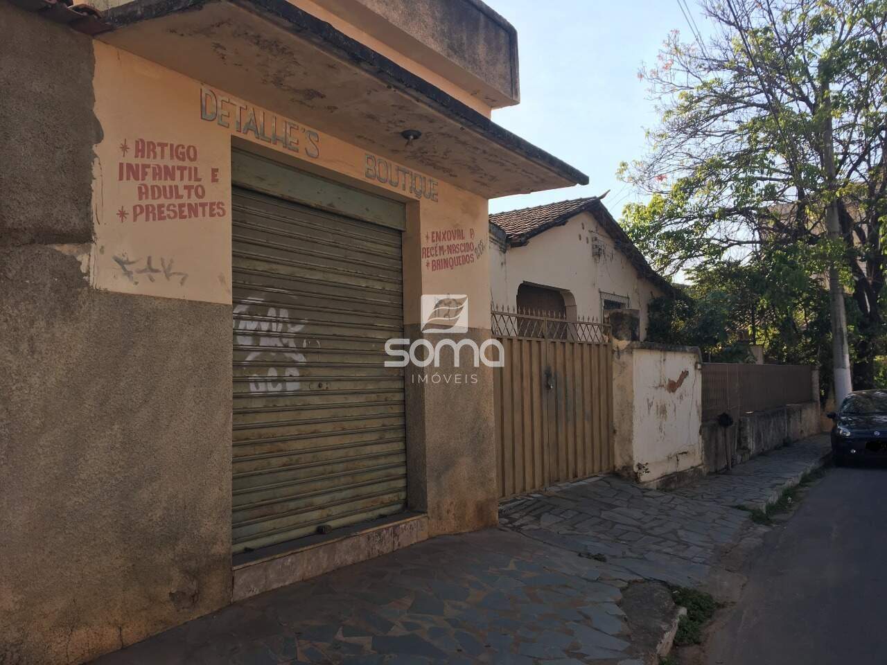 Terreno / Área à venda no Názia I: 