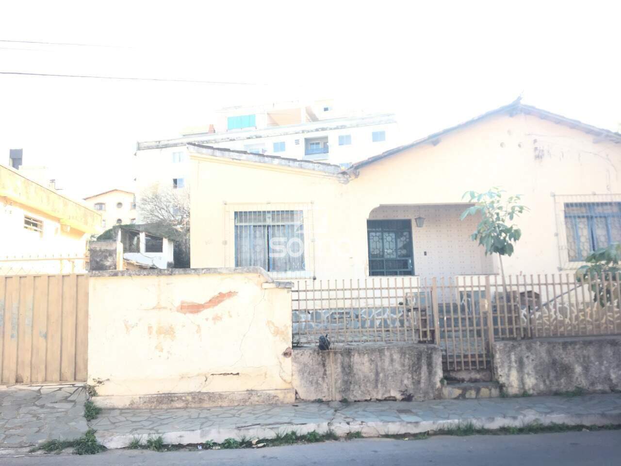 Terreno / Área à venda no Názia I: 