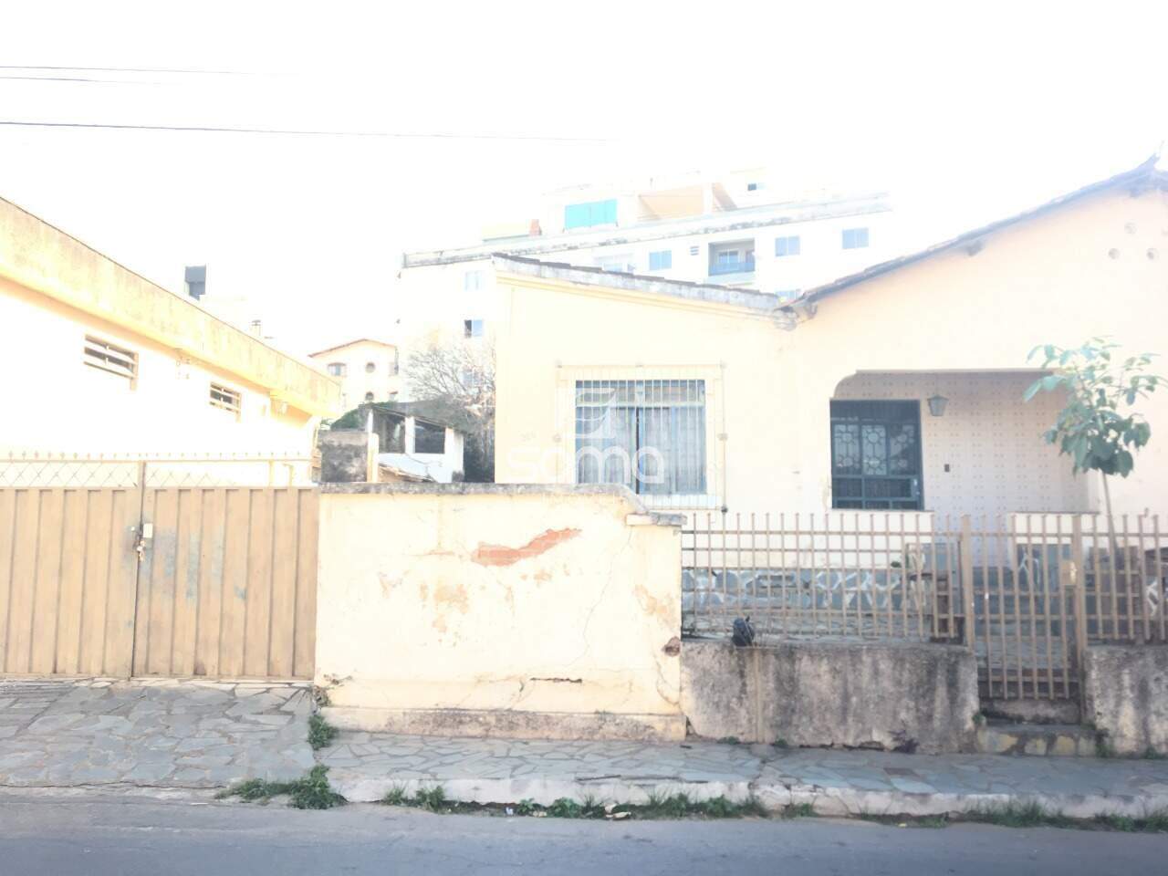 Terreno / Área à venda no Názia I: 