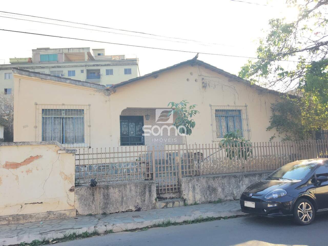 Terreno / Área à venda no Názia I: 