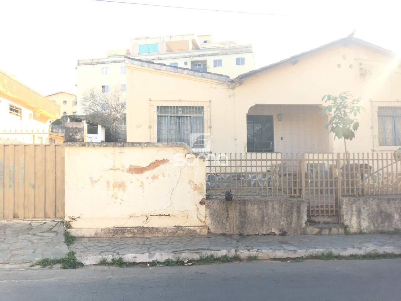 Terreno / Área à venda no Názia I: 