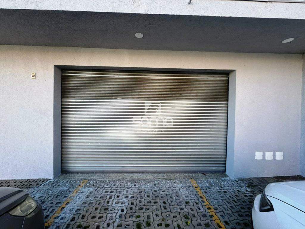 Loja para aluguel no Názia I: 