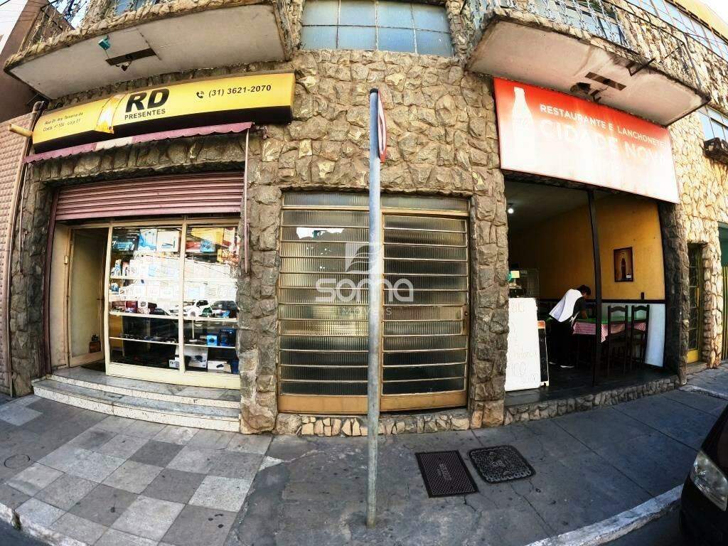 Quitinete para aluguel no Centro: 