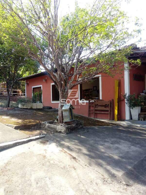 Sítio à venda no Jardim Encantado: salão de 60m2