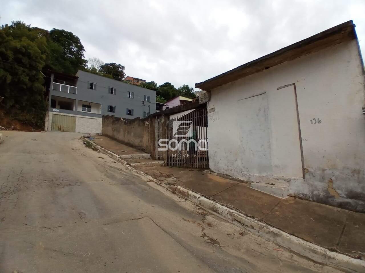 Casa à venda no Célvia: 