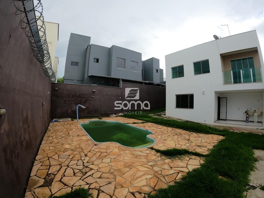 Casa para aluguel no Condominio Rosa dos Ventos: 