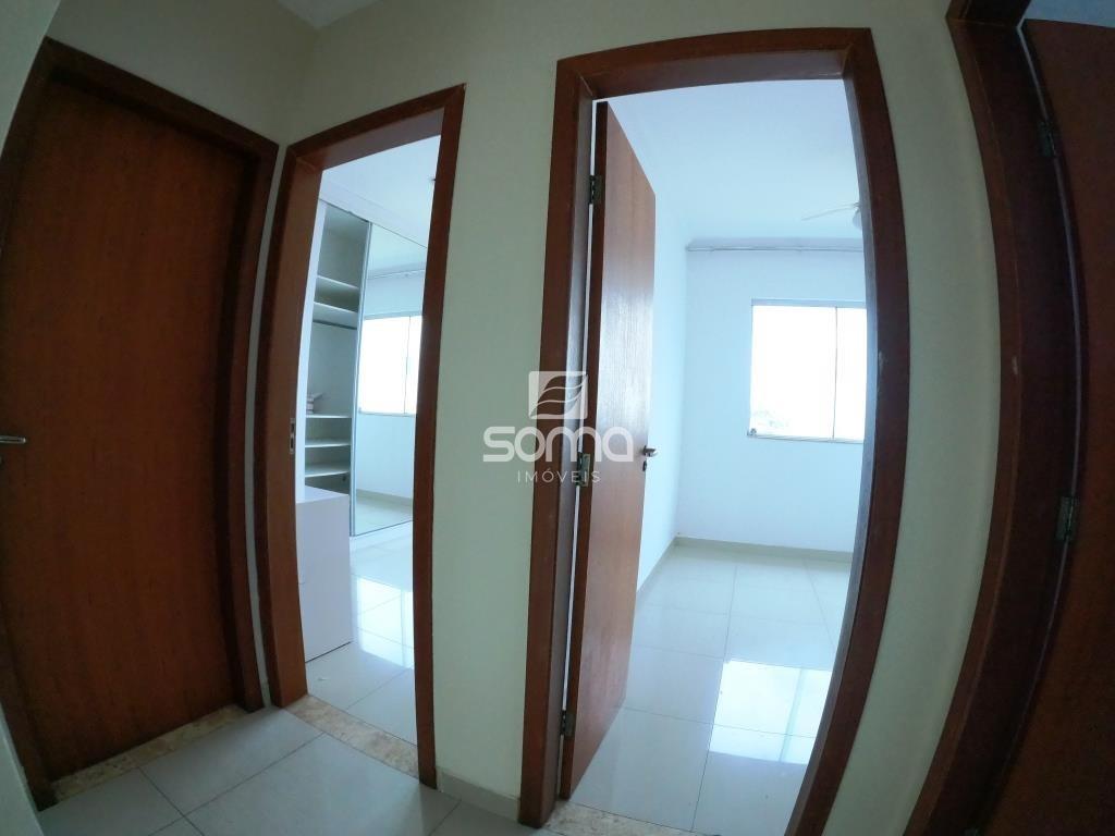 Casa para aluguel no Condominio Rosa dos Ventos: 