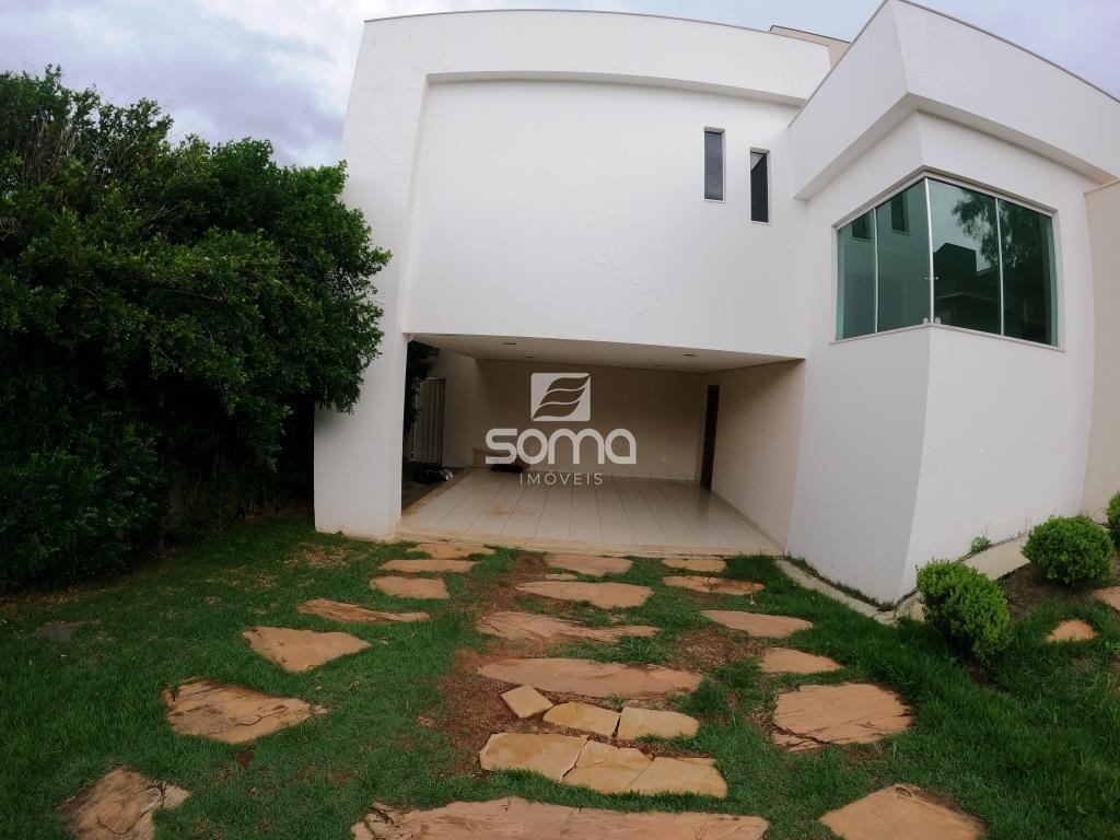 Casa para aluguel no Condominio Rosa dos Ventos: 