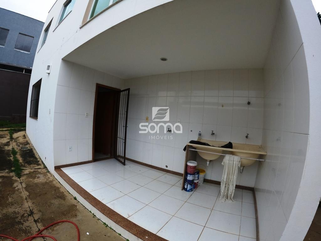 Casa para aluguel no Condominio Rosa dos Ventos: 
