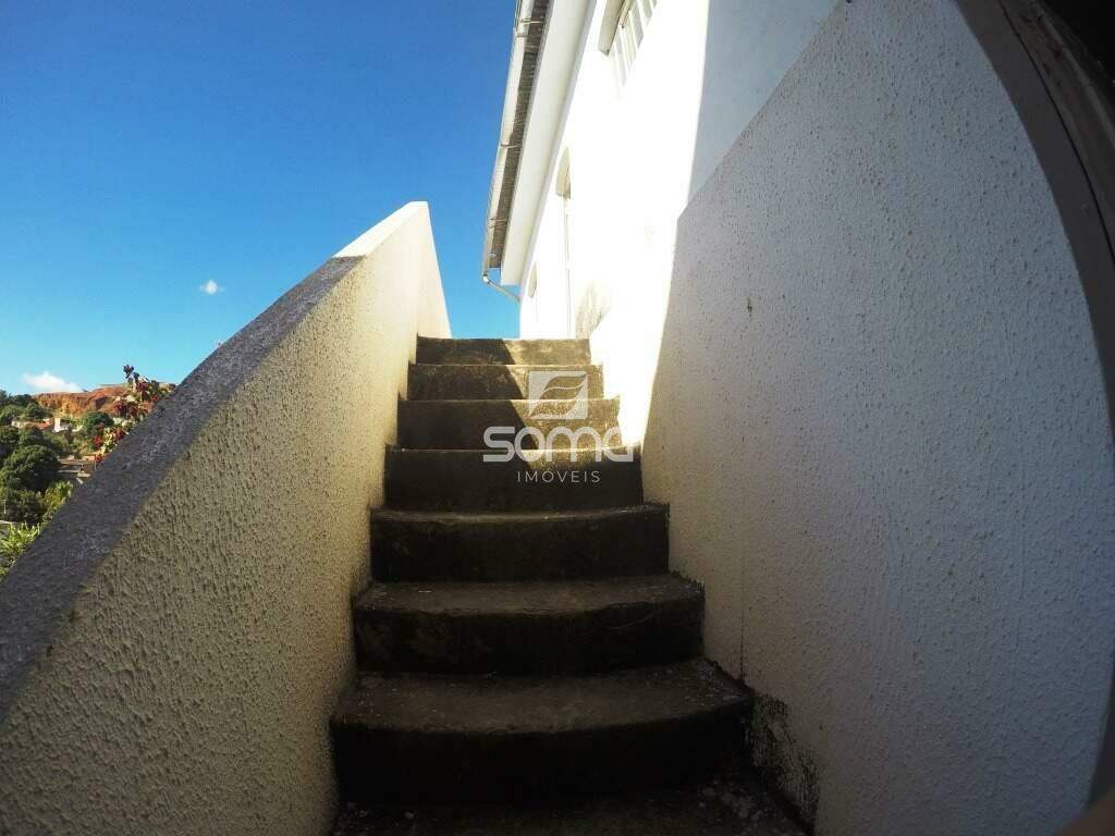 Casa à venda no Vila Esportiva : 