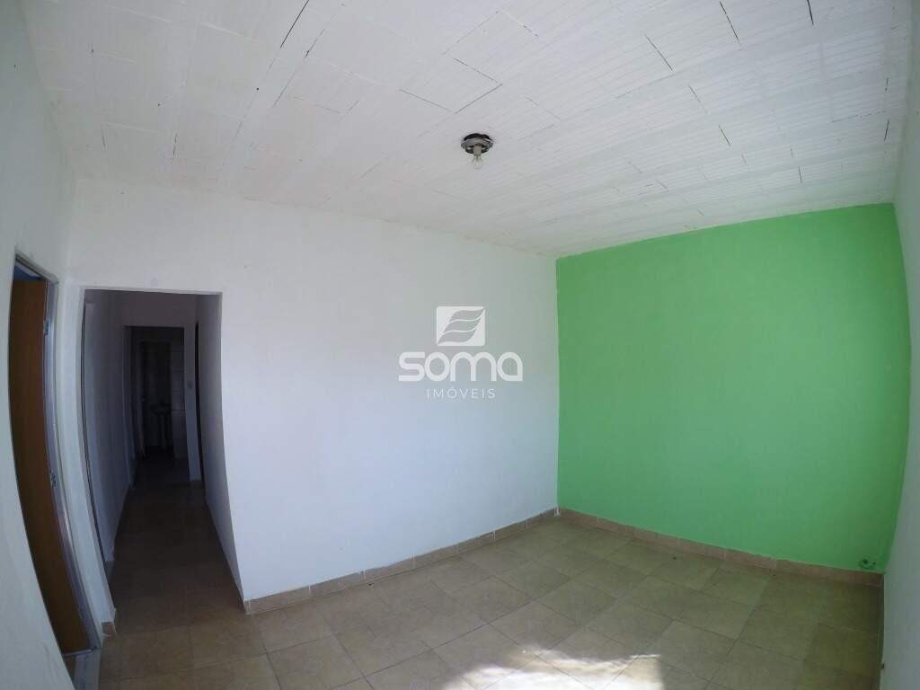 Casa à venda no Vila Esportiva : 
