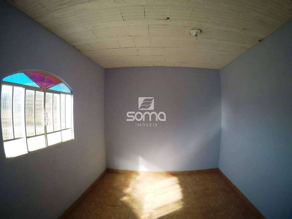 Casa à venda no Vila Esportiva : 