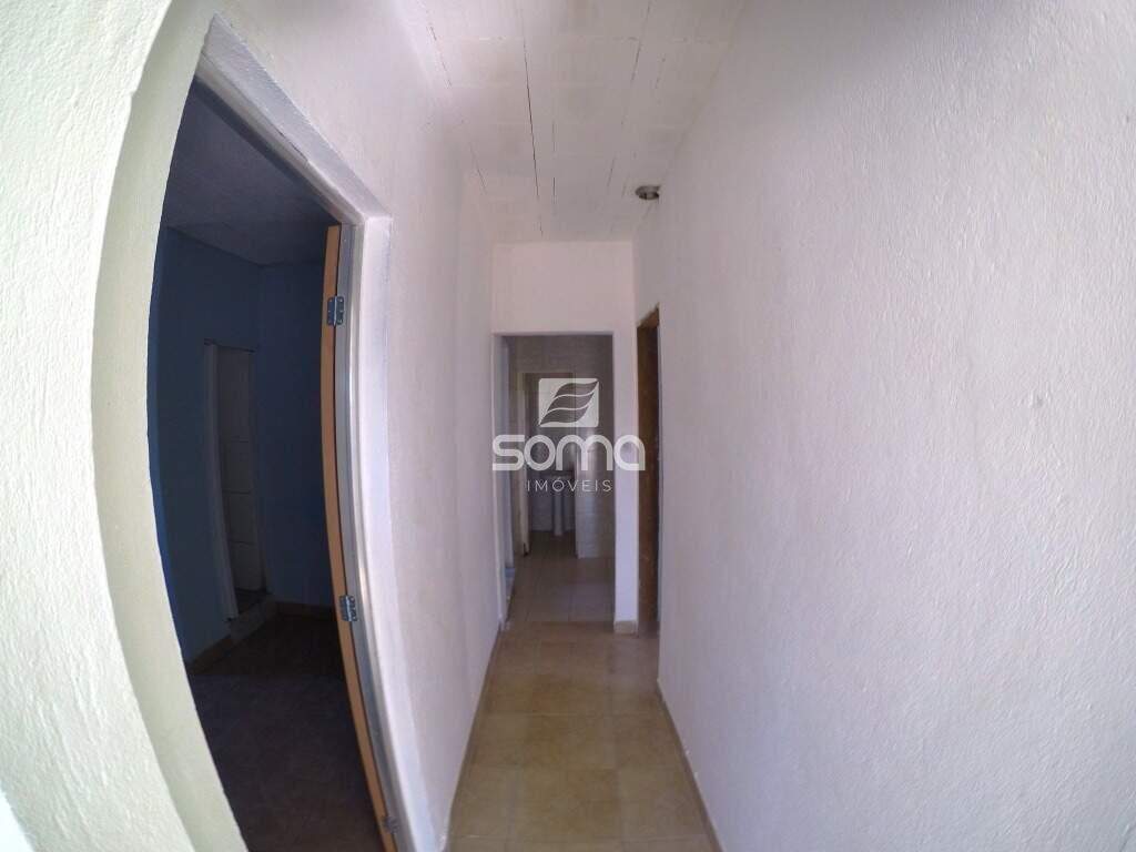 Casa à venda no Vila Esportiva : 
