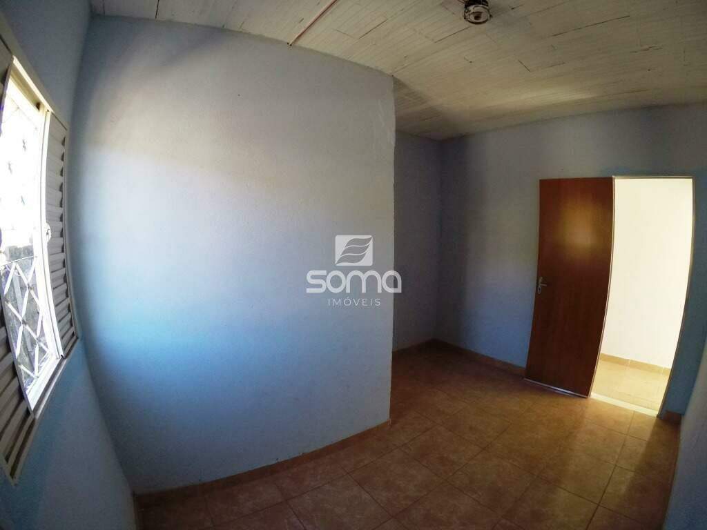 Casa à venda no Vila Esportiva : 