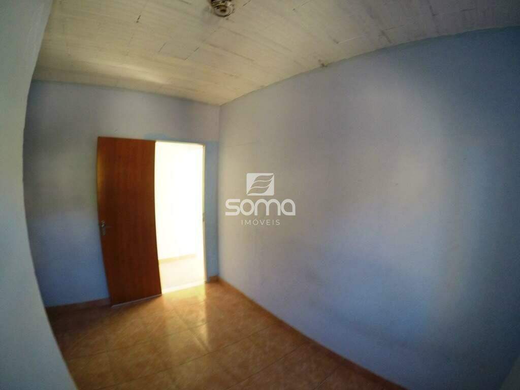 Casa à venda no Vila Esportiva : 