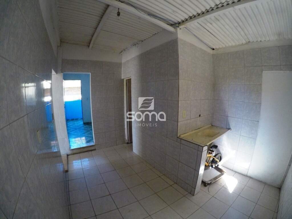 Casa à venda no Vila Esportiva : 