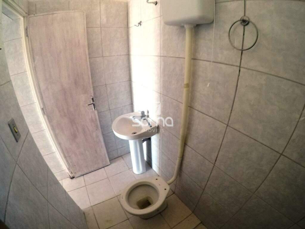 Casa à venda no Vila Esportiva : 