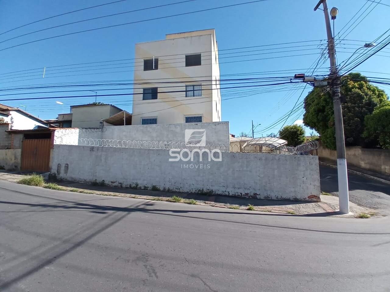 Apartamento à venda no Célvia: 