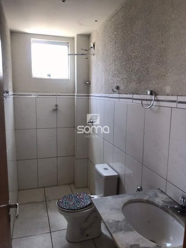 Apartamento à venda no Célvia: 