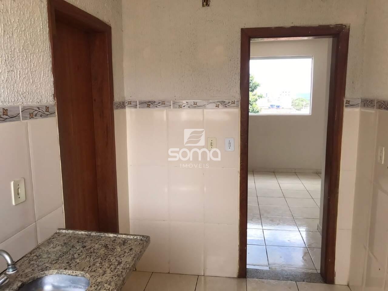 Apartamento à venda no Célvia: 