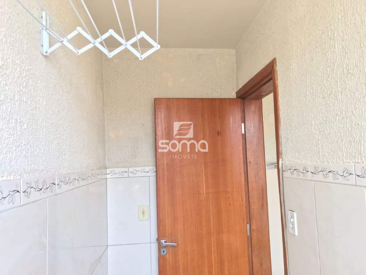 Apartamento à venda no Célvia: 