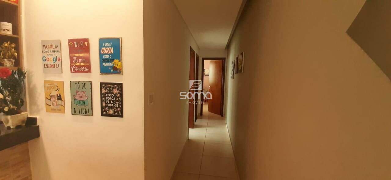 Casa Geminada à venda no Serra Dourada: 