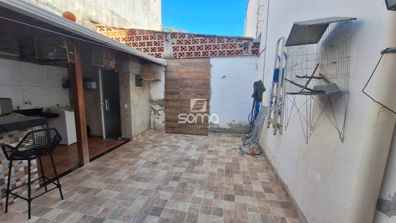 Casa Geminada à venda no Serra Dourada: 