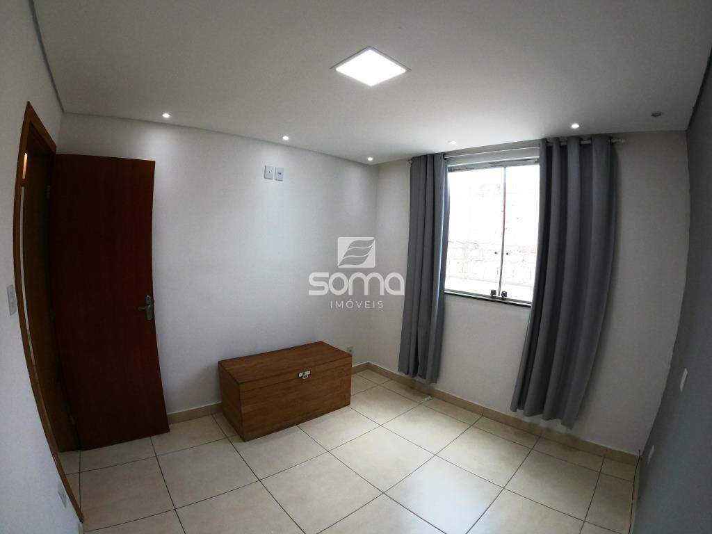 Casa para aluguel no Serra Dourada: 