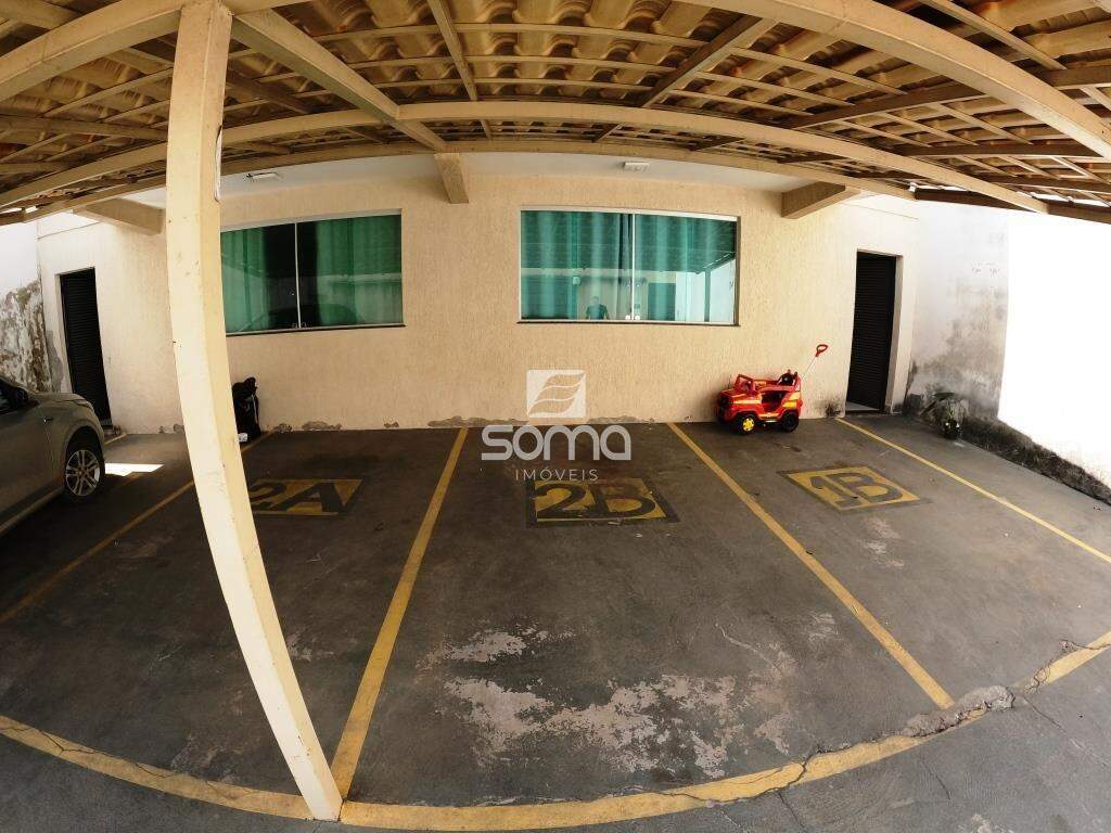 Casa para aluguel no Serra Dourada: 