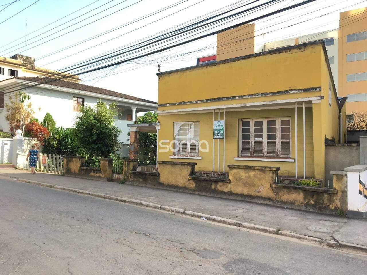 Terreno / Área à venda no Centro: 