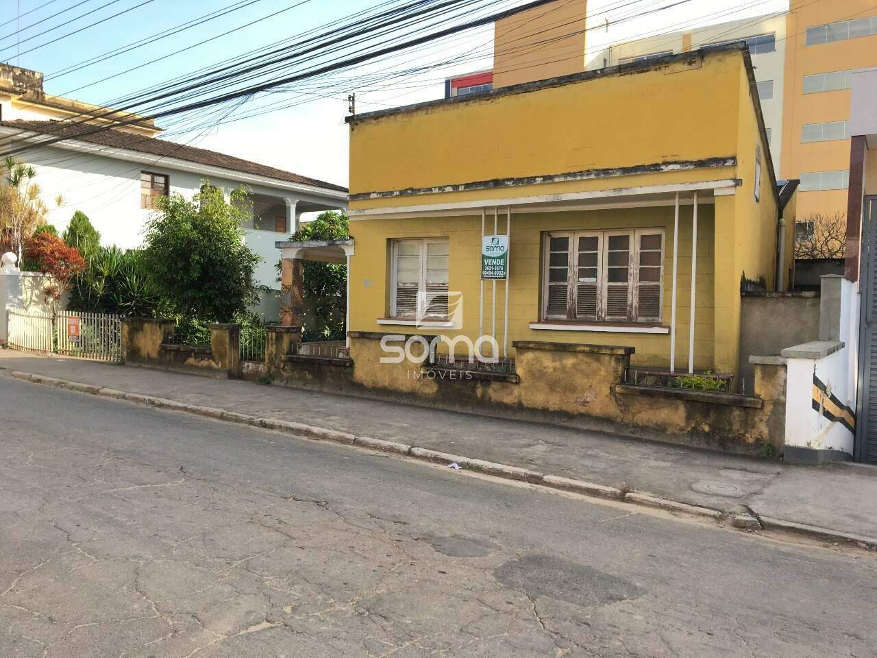 Terreno / Área à venda no Centro: 