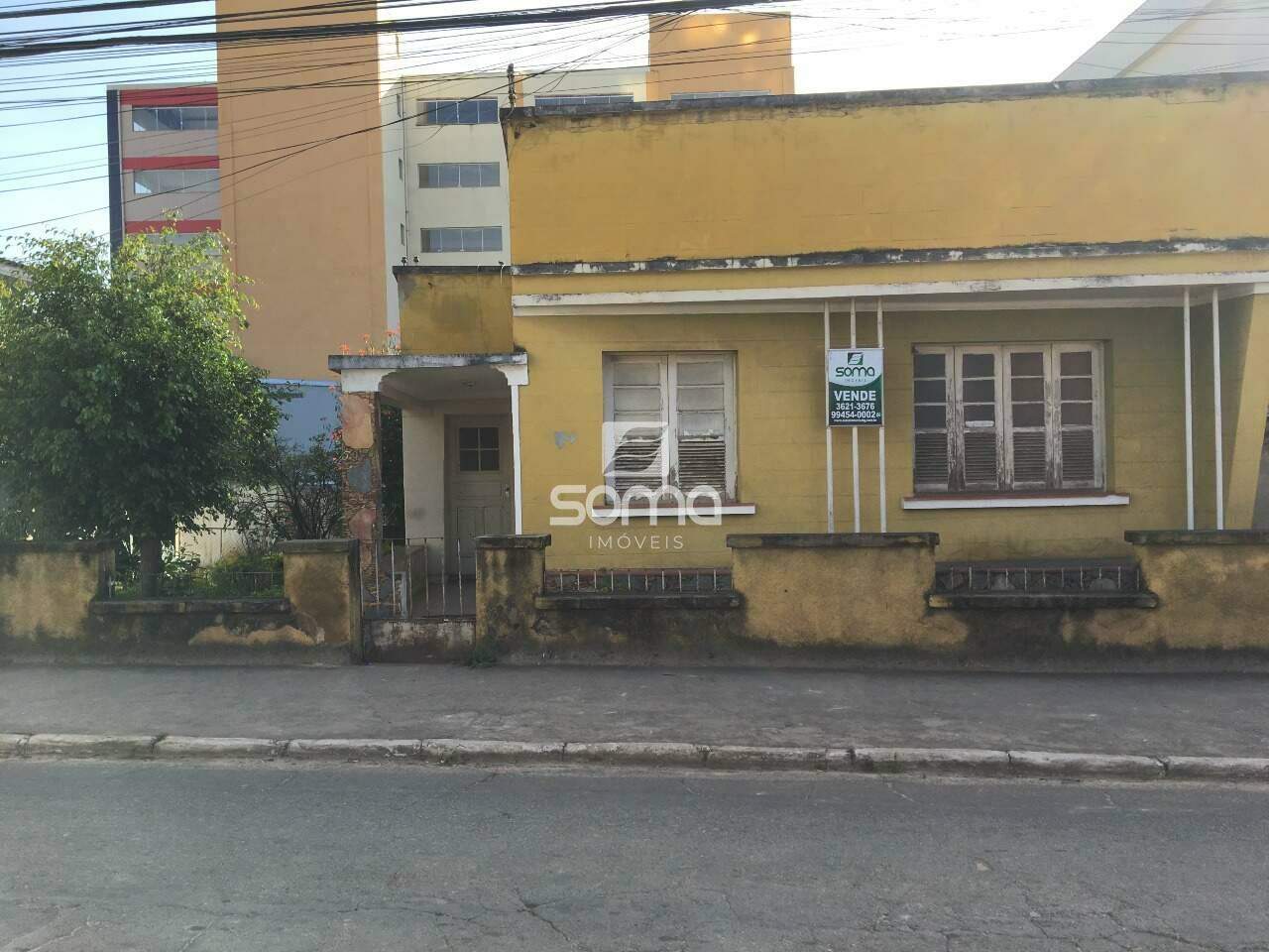 Terreno / Área à venda no Centro: 