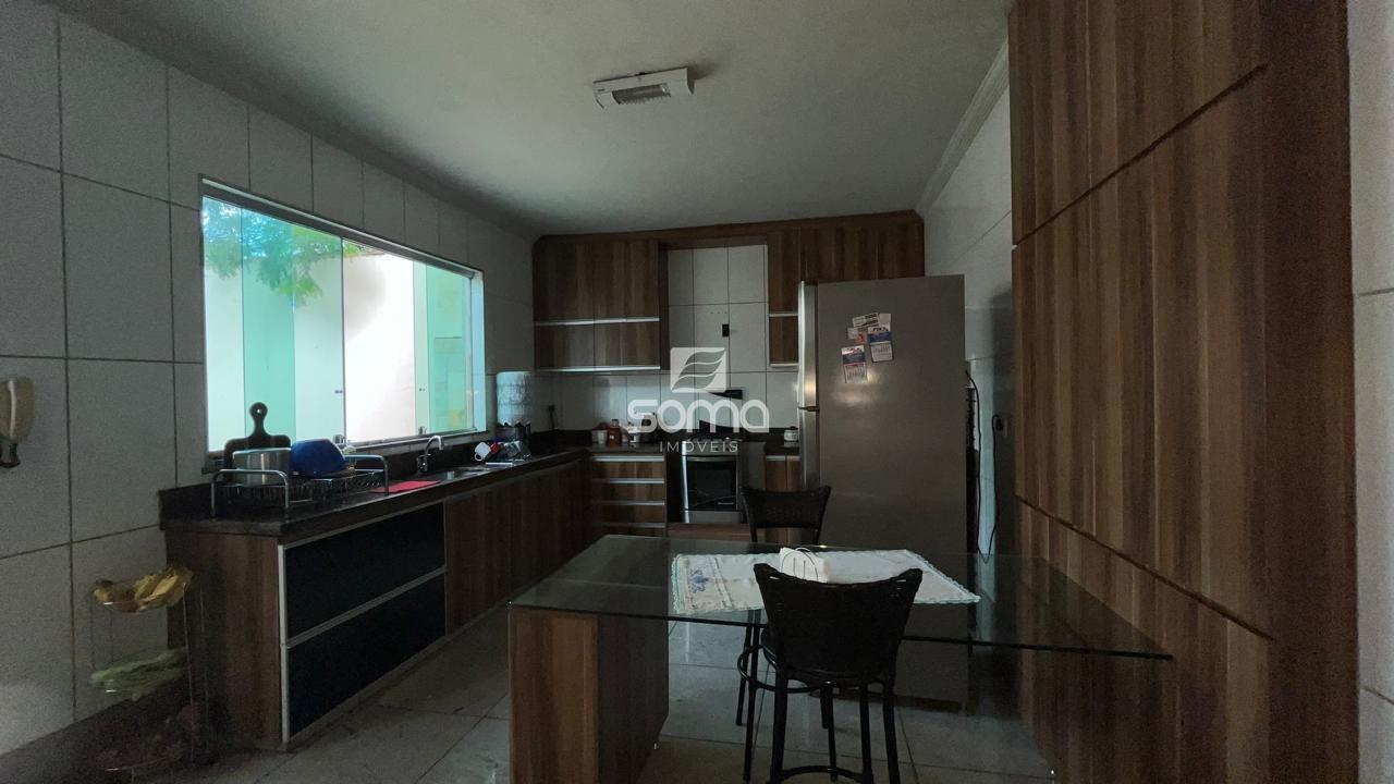 Casa à venda no Santo Antônio: 