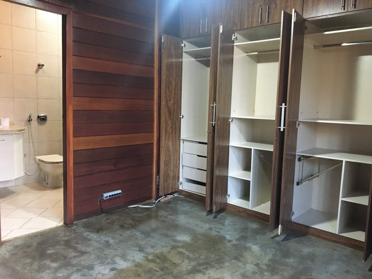 Casa à venda no Jardim Itau: 