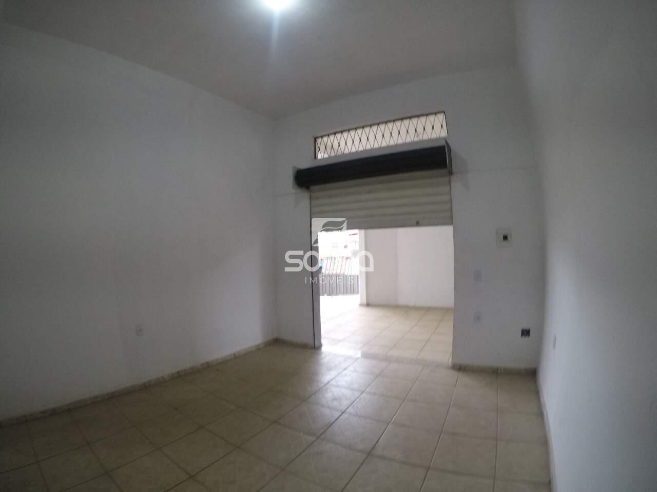 Sala para aluguel no Dom Pedro I: