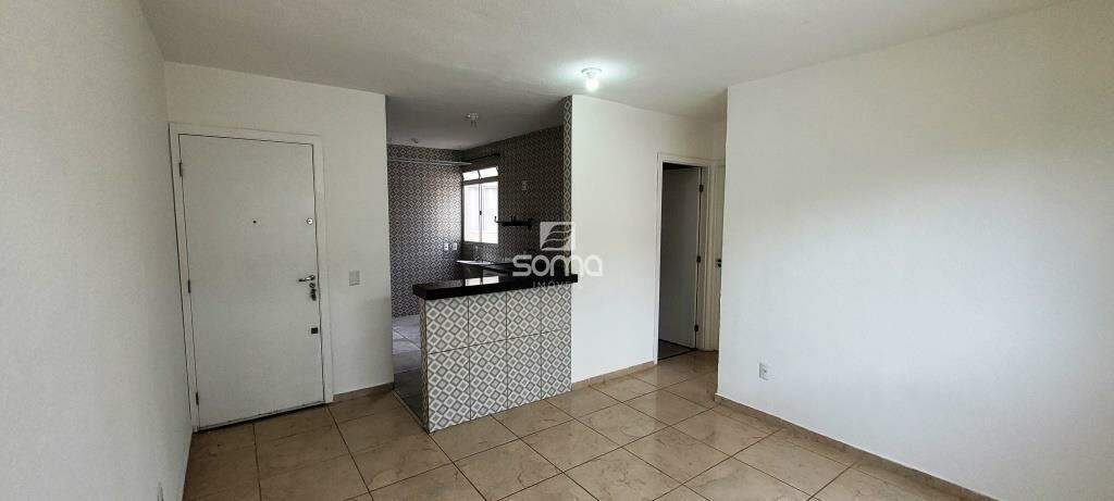Apartamento para aluguel no Angicos : 