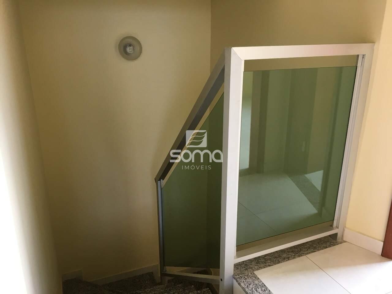 Casa à venda no Caieiras: 