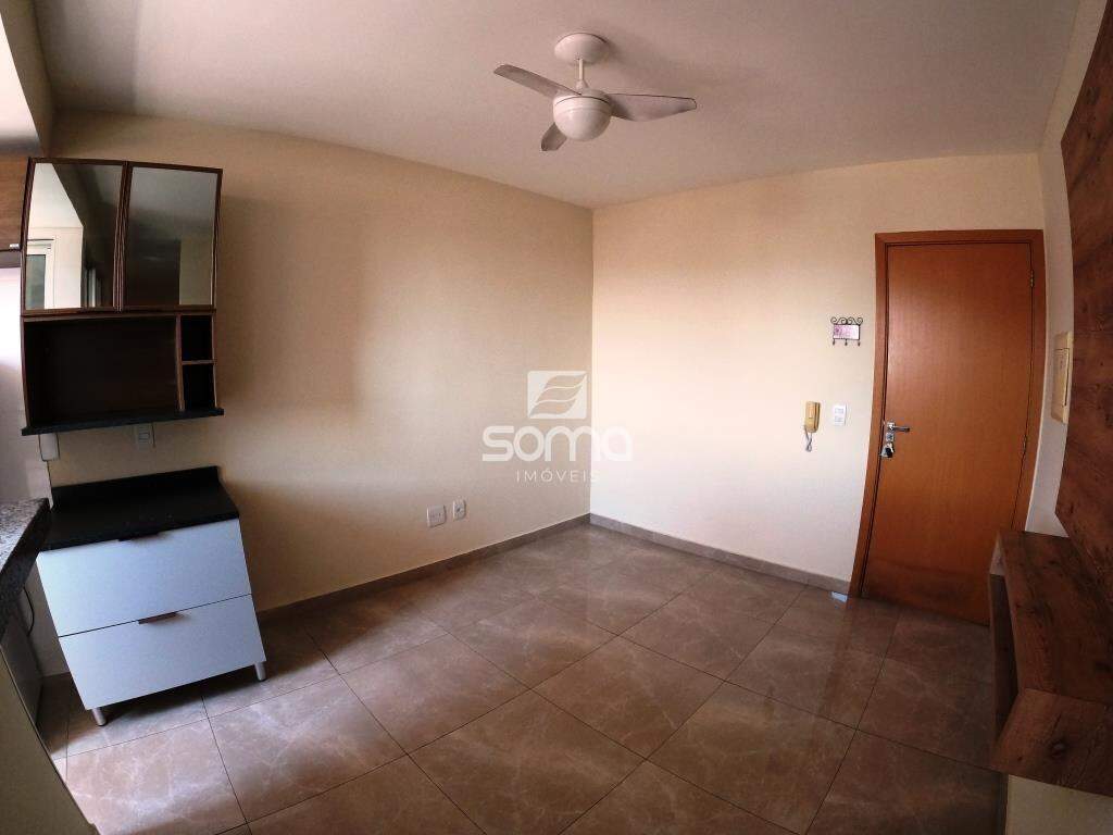 Flat para aluguel no Centro: 